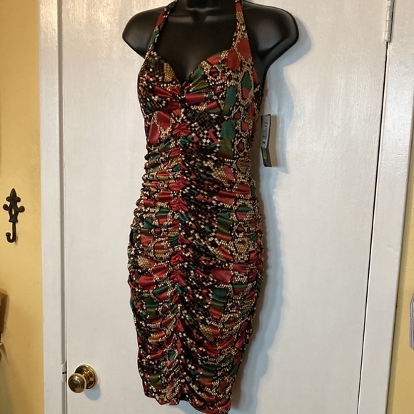 Ruby Rox Dillard’s Women’s Graphic Print Body Con Ruched Dress - Picture 2 of 9